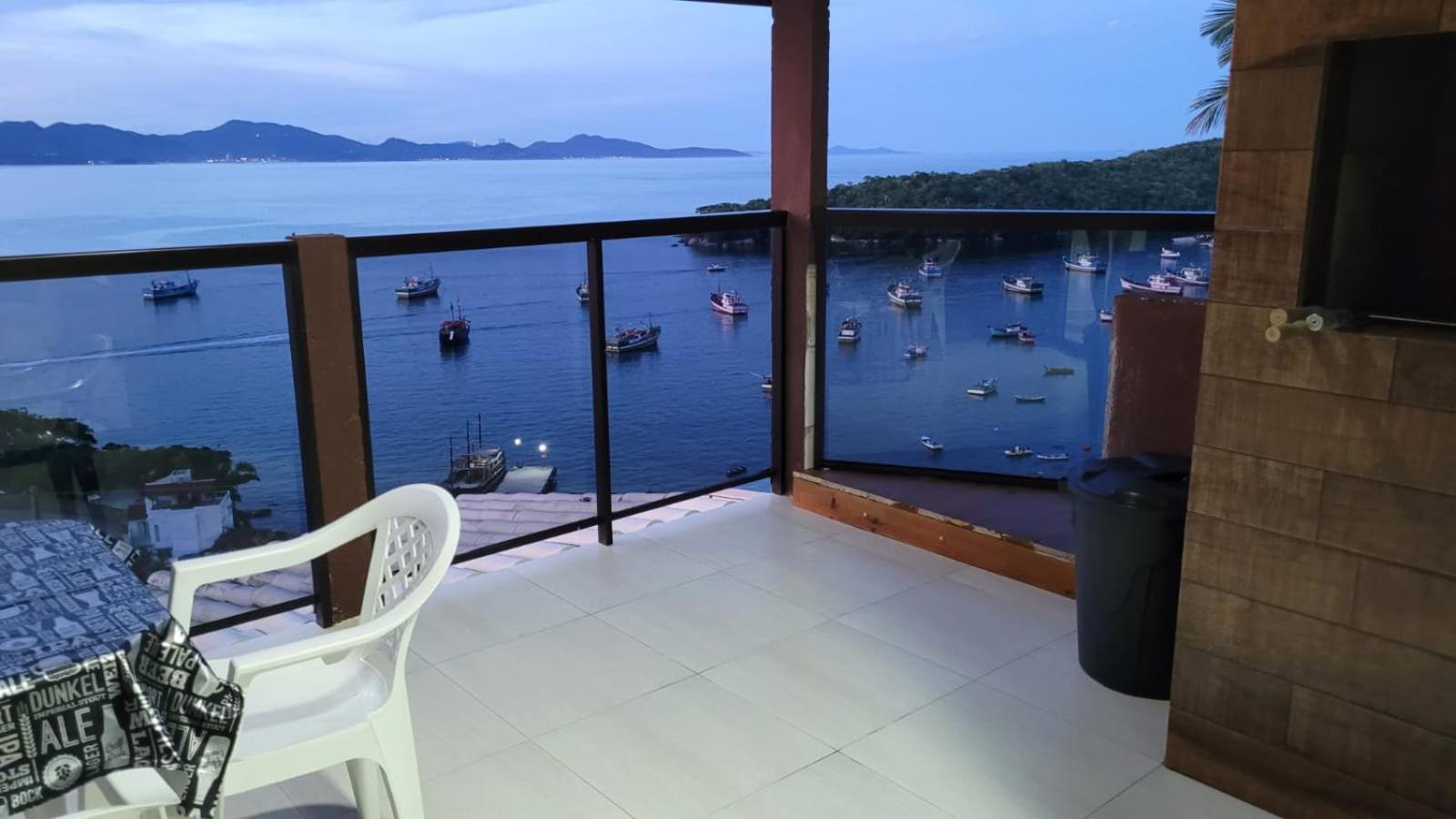 Marques Home Porto Belo Exterior photo